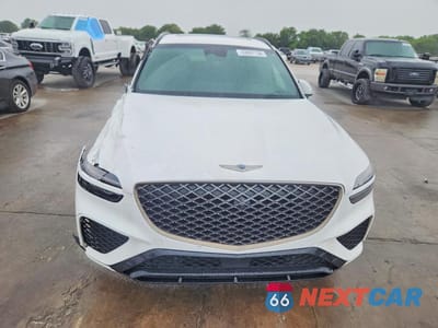 Piąte zdjęcie samochodu w środku: 2022 GENESIS GV70 2.5T STANDARD VIN:KMUMADTB7NU050653 - miniatura