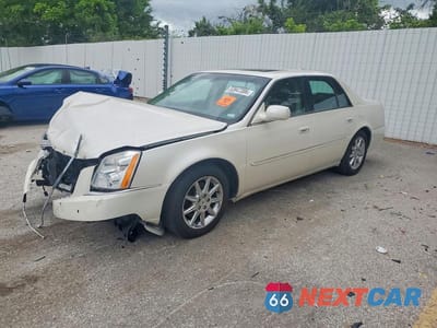 2011 CADILLAC DTS LUXURY COLLECTION 1G6KD5E61BU131072 - główne zdjęcie licytacji z USA - miniatura
