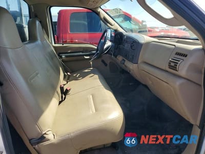 Zdjęcie 10 z 12 samochodu: 2006 FORD F350 SRW SUPER DUTY VIN:1FDSF30586EC12138 - miniatura