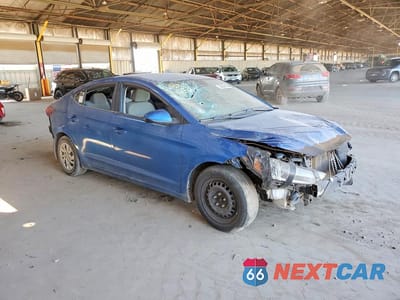 Czwarte zdjęcie samochodu z boku: 2017 HYUNDAI ELANTRA SE VIN:5NPD74LF2HH089542 - miniatura