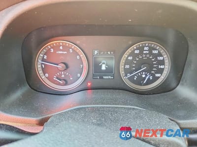 Zdjęcie 9 z 13 samochodu: 2017 HYUNDAI TUCSON SE VIN:KM8J3CA40HU509410 - miniatura