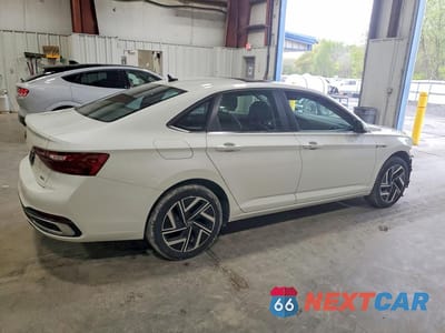 Trzecie zdjęcie samochodu z tyłu: 2024 VOLKSWAGEN JETTA SEL VIN:3VWGM7BU6RM001706 - miniatura