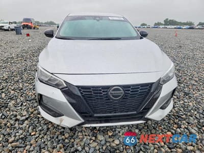 Piąte zdjęcie samochodu w środku: 2023 NISSAN SENTRA S VIN:3N1AB8BVXPY301772 - miniatura