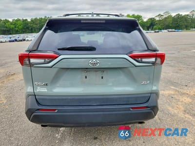Zdjęcie 6 z 13 samochodu: 2020 TOYOTA RAV4 XLE VIN:2T3W1RFV0LW074775 - miniatura