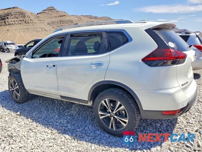 Drugie zdjęcie samochodu z przodu: 2019 NISSAN ROGUE SV VIN:5N1AT2MV4KC840289 - miniatura
