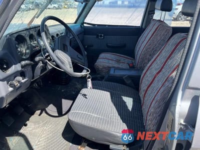 Zdjęcie 7 z 12 samochodu: 1986 TOYOTA LAND CRUISER FJ60 VIN:JT3FJ60G4G1134610 - miniatura