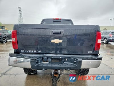 Zdjęcie 6 z 13 samochodu: 2008 CHEVROLET SILVERADO K2500 HEAVY DUTY VIN:1GCHK23658F119387 - miniatura
