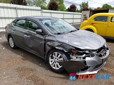 Czwarte zdjęcie samochodu z boku: 2017 NISSAN SENTRA S VIN:3N1AB7AP5HY254603 - miniatura