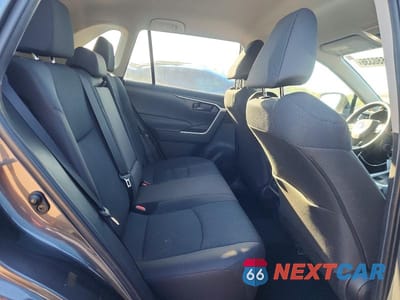 Zdjęcie 10 z 12 samochodu: 2022 TOYOTA RAV4 LE VIN:2T3F1RFV0NC276570 - miniatura