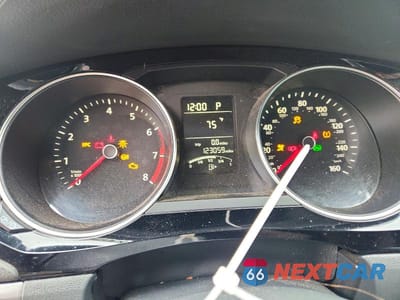 Zdjęcie 9 z 12 samochodu: 2016 VOLKSWAGEN JETTA SPORT VIN:3VWD17AJ5GM293008 - miniatura