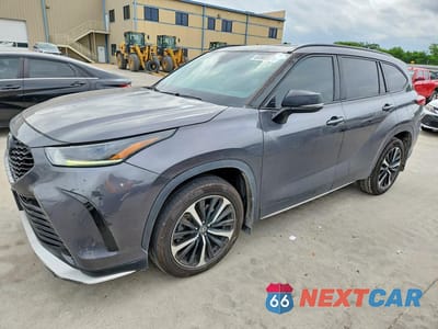 2022 TOYOTA HIGHLANDER XSE 5TDJZRAH7NS108123 - główne zdjęcie licytacji z USA - miniatura