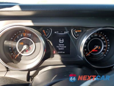 Zdjęcie 9 z 13 samochodu: 2022 JEEP WRANGLER SPORT VIN:1C4GJXAG5NW250208 - miniatura