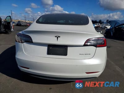 Zdjęcie 6 z 12 samochodu: 2022 TESLA MODEL 3 VIN:5YJ3E1EB8NF137548 - miniatura