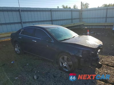Czwarte zdjęcie samochodu z boku: 2012 CHEVROLET MALIBU 1LT VIN:1G1ZC5E05CF286572 - miniatura