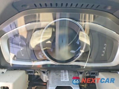 Zdjęcie 9 z 13 samochodu: 2015 VOLVO XC70 3.2 PLATINUM VIN:YV4952ND2F1198760 - miniatura