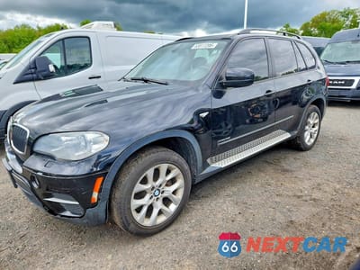 2013 BMW X5 XDRIVE35I 5UXZV4C55DL994428 - główne zdjęcie licytacji z USA - miniatura