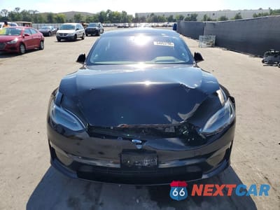 Piąte zdjęcie samochodu w środku: 2021 TESLA MODEL S VIN:5YJSA1E50MF439240 - miniatura