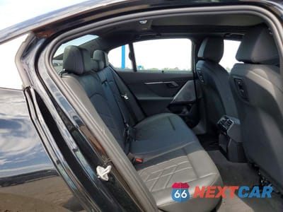 Zdjęcie 10 z 12 samochodu: 2026 BMW 530 XI VIN:WBA53FJ04TCX42366 - miniatura