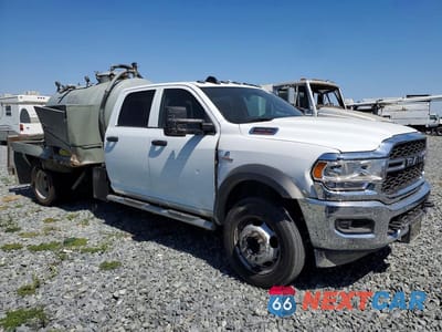 Czwarte zdjęcie samochodu z boku: 2023 RAM 4500 VIN:3C7WRKFL1PG607417 - miniatura