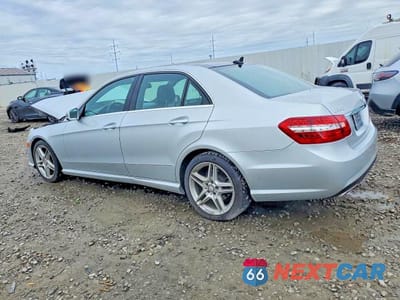 Drugie zdjęcie samochodu z przodu: 2013 MERCEDES-BENZ E 350 4MATIC VIN:WDDHF8JB0DA738399 - miniatura
