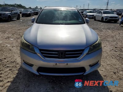 Piąte zdjęcie samochodu w środku: 2014 HONDA ACCORD EX VIN:1HGCR2F73EA289753 - miniatura