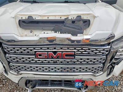 Zdjęcie 12 z 13 samochodu: 2020 GMC SIERRA K3500 DENALI VIN:1GT49WEY0LF270520 - miniatura