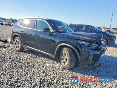 Czwarte zdjęcie samochodu z boku: 2023 BMW X1 XDRIVE28I VIN:WBX73EF07P5X25377 - miniatura