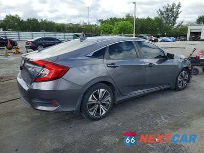 Trzecie zdjęcie samochodu z tyłu: 2018 HONDA CIVIC EX VIN:JHMFC1F30JX039848 - miniatura