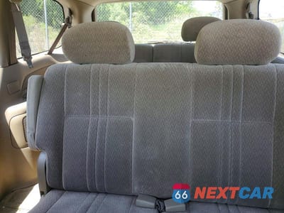 Zdjęcie 10 z 13 samochodu: 2002 TOYOTA SIENNA VIN:4T3ZF19C02U489801 - miniatura