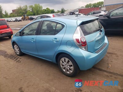 Drugie zdjęcie samochodu z przodu: 2013 TOYOTA PRIUS C ONE VIN:JTDKDTB39D1042575 - miniatura