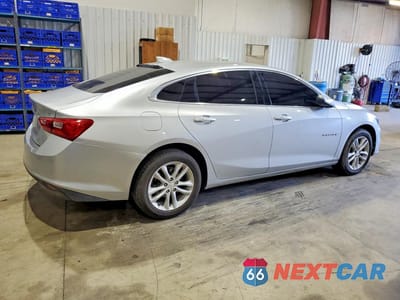 Trzecie zdjęcie samochodu z tyłu: 2018 CHEVROLET MALIBU LT VIN:1G1ZD5ST8JF124668 - miniatura