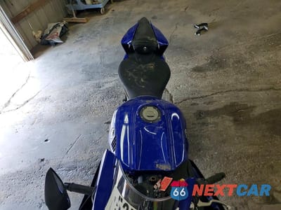 Piąte zdjęcie samochodu w środku: 2025 YAMAHA YZFR7 VIN:JYARM38E0SA019248 - miniatura