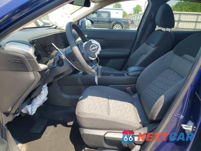 Zdjęcie 7 z 13 samochodu: 2025 NISSAN KICKS SV VIN:3N8AP6CBXSL326303 - miniatura