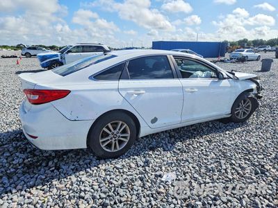 Trzecie zdjęcie samochodu z tyłu: 2015 HYUNDAI SONATA SE VIN:5NPE24AF4FH002534 - miniatura