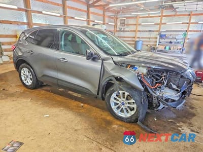 Czwarte zdjęcie samochodu z boku: 2022 FORD ESCAPE SE VIN:1FMCU9BZXNUA49588 - miniatura