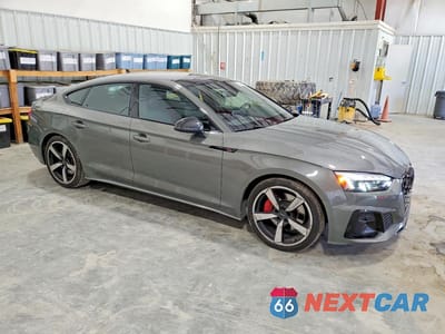 Czwarte zdjęcie samochodu z boku: 2023 AUDI A5 PREMIUM PLUS 45 VIN:WAUFACF51PA047857 - miniatura