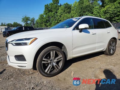 2021 VOLVO XC60 T5 MOMENTUM YV4102RK2M1741963 - główne zdjęcie licytacji z USA - miniatura