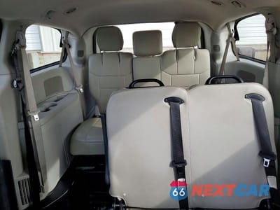 Zdjęcie 10 z 13 samochodu: 2019 DODGE GRAND CARAVAN SE VIN:2C7WDGBG2KR792049 - miniatura