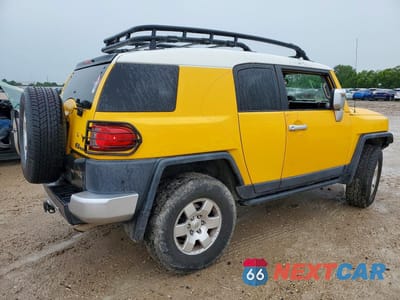 Trzecie zdjęcie samochodu z tyłu: 2007 TOYOTA FJ CRUISER BASE VIN:JTEBU11F570074462 - miniatura
