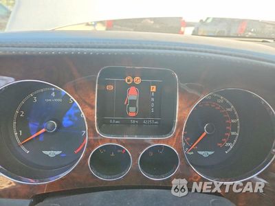 Zdjęcie 9 z 12 samochodu: 2005 BENTLEY CONTINENTAL GT VIN:SCBCR63W05C024281 - miniatura