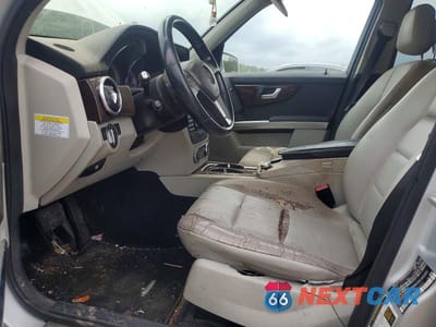 Zdjęcie 7 z 13 samochodu: 2014 MERCEDES-BENZ GLK 350 VIN:WDCGG5HB2EG286875 - miniatura