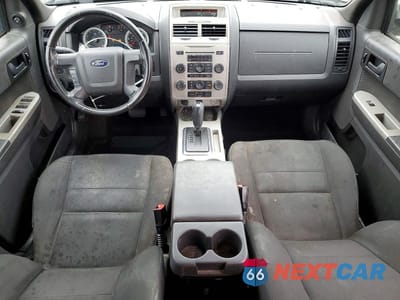 Zdjęcie 8 z 13 samochodu: 2009 FORD ESCAPE XLT VIN:1FMCU03GX9KA36527 - miniatura