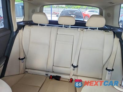Zdjęcie 10 z 13 samochodu: 2013 MERCEDES-BENZ GLK 350 VIN:WDCGG5HB1DG047106 - miniatura