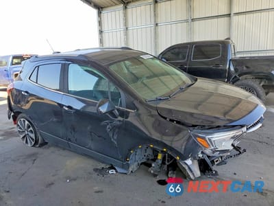 Czwarte zdjęcie samochodu z boku: 2022 BUICK ENCORE PREFERRED VIN:KL4CJESM5NB563008 - miniatura