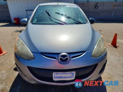 Piąte zdjęcie samochodu w środku: 2011 MAZDA MAZDA2 VIN:JM1DE1HY1B0122162 - miniatura
