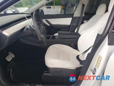 Zdjęcie 7 z 12 samochodu: 2022 TESLA MODEL Y VIN:7SAYGDEF6NF441968 - miniatura