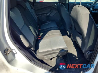 Zdjęcie 10 z 12 samochodu: 2019 FORD ESCAPE SE VIN:1FMCU0GD1KUC35606 - miniatura