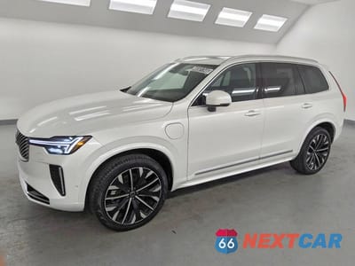 2025 VOLVO XC90 PLUS YV4H60PB9S1377669 - główne zdjęcie licytacji z USA - miniatura