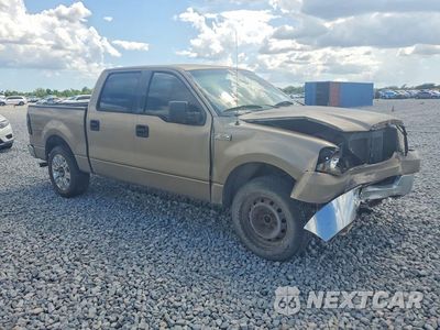 Czwarte zdjęcie samochodu z boku: 2004 FORD F150 SUPERCREW VIN:1FTRW12W14KB56913 - miniatura