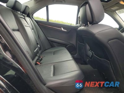 Zdjęcie 10 z 12 samochodu: 2013 MERCEDES-BENZ C 300 4MATIC VIN:WDDGF8AB2DR257485 - miniatura
